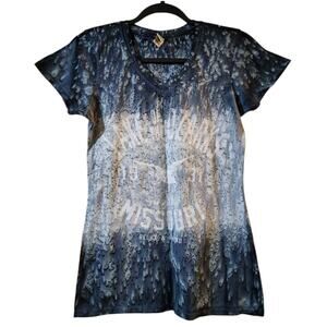 New Agenda Lake Of The Ozarks Womens V-Neck Graphic Tee Size S Blue Ombre Top